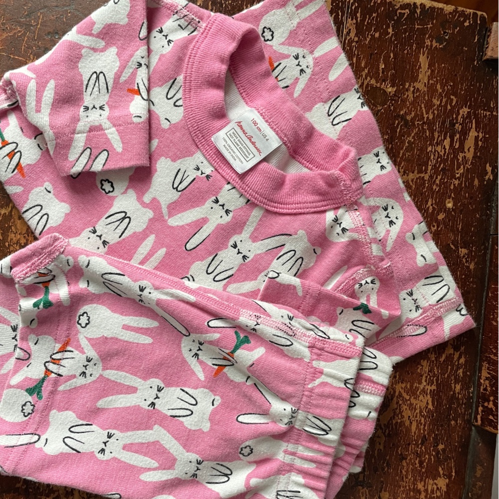 Hanna Andersson pjs, size 4T